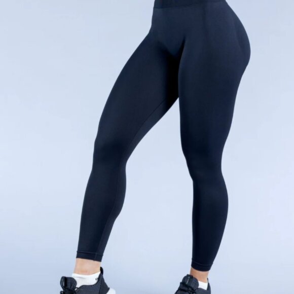 DFYNE Dynamic Top & Leggings Set S Black - Picture 2 of 6